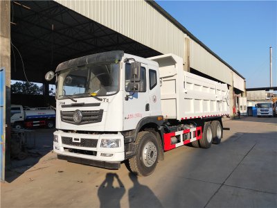 东风后双桥20方污泥自卸车